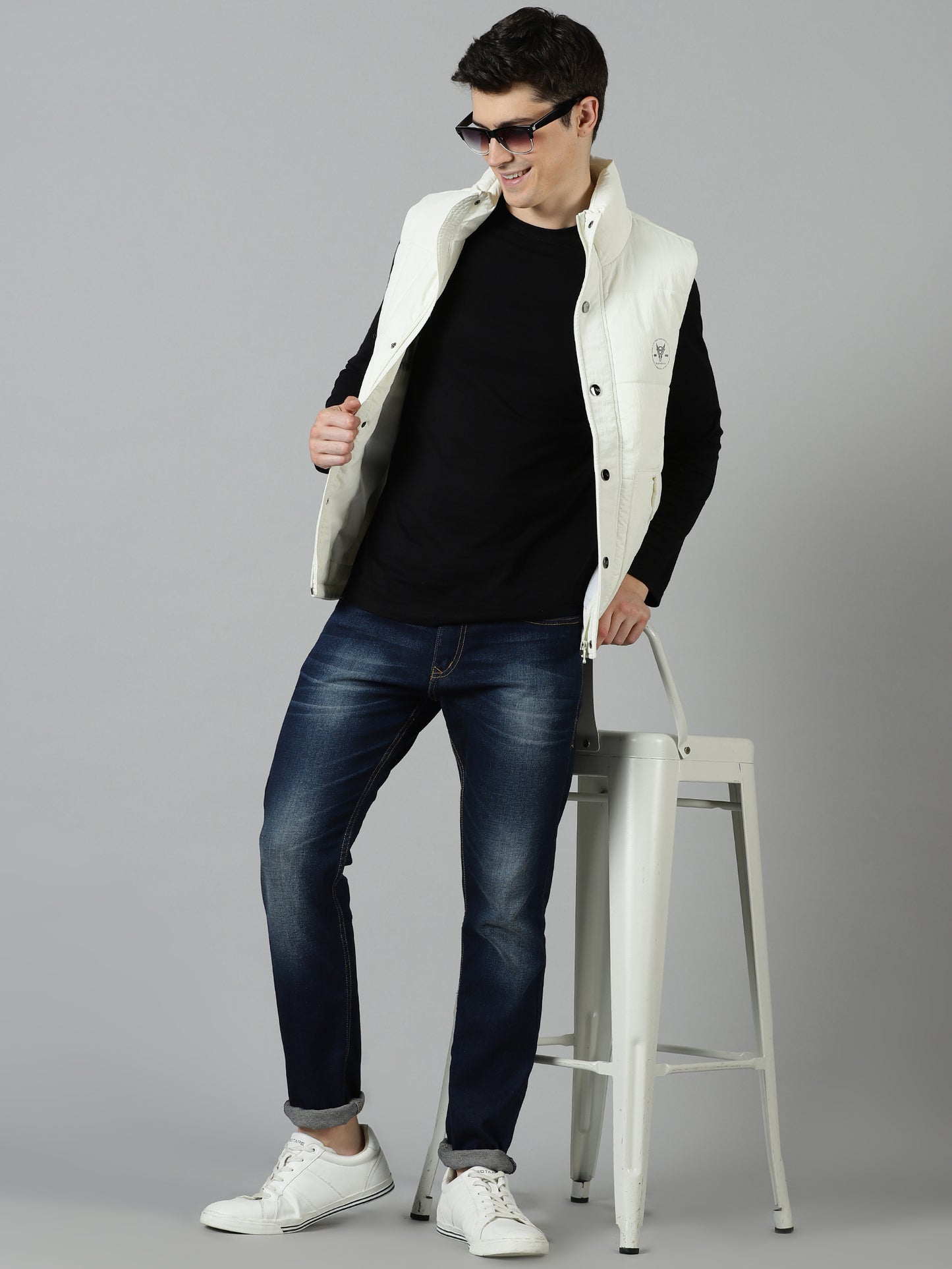 Frost White Sleeveless Puffer Jacket