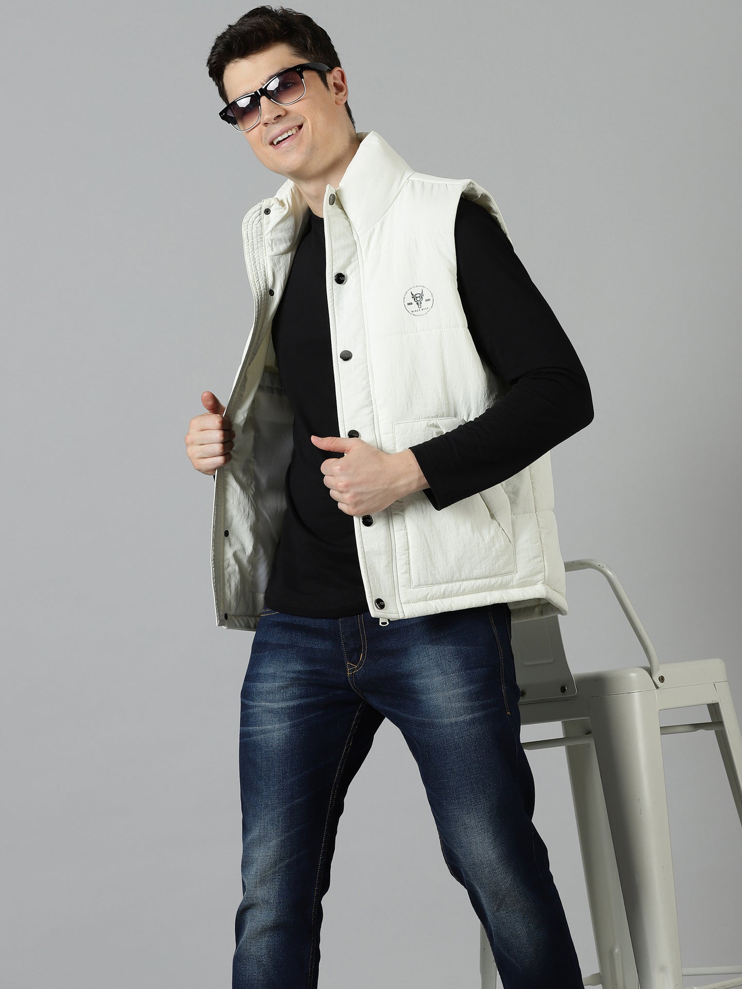 Frost White Sleeveless Puffer Jacket